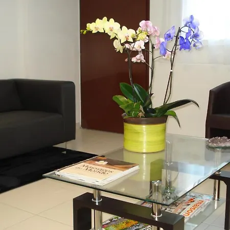 H\u00f4tel La Palmeraie Cornebarrieu